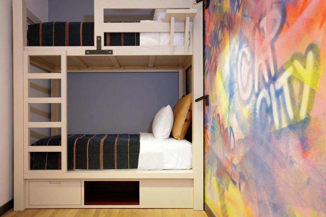 Moxy Richmond Downtown 호텔 외부 사진