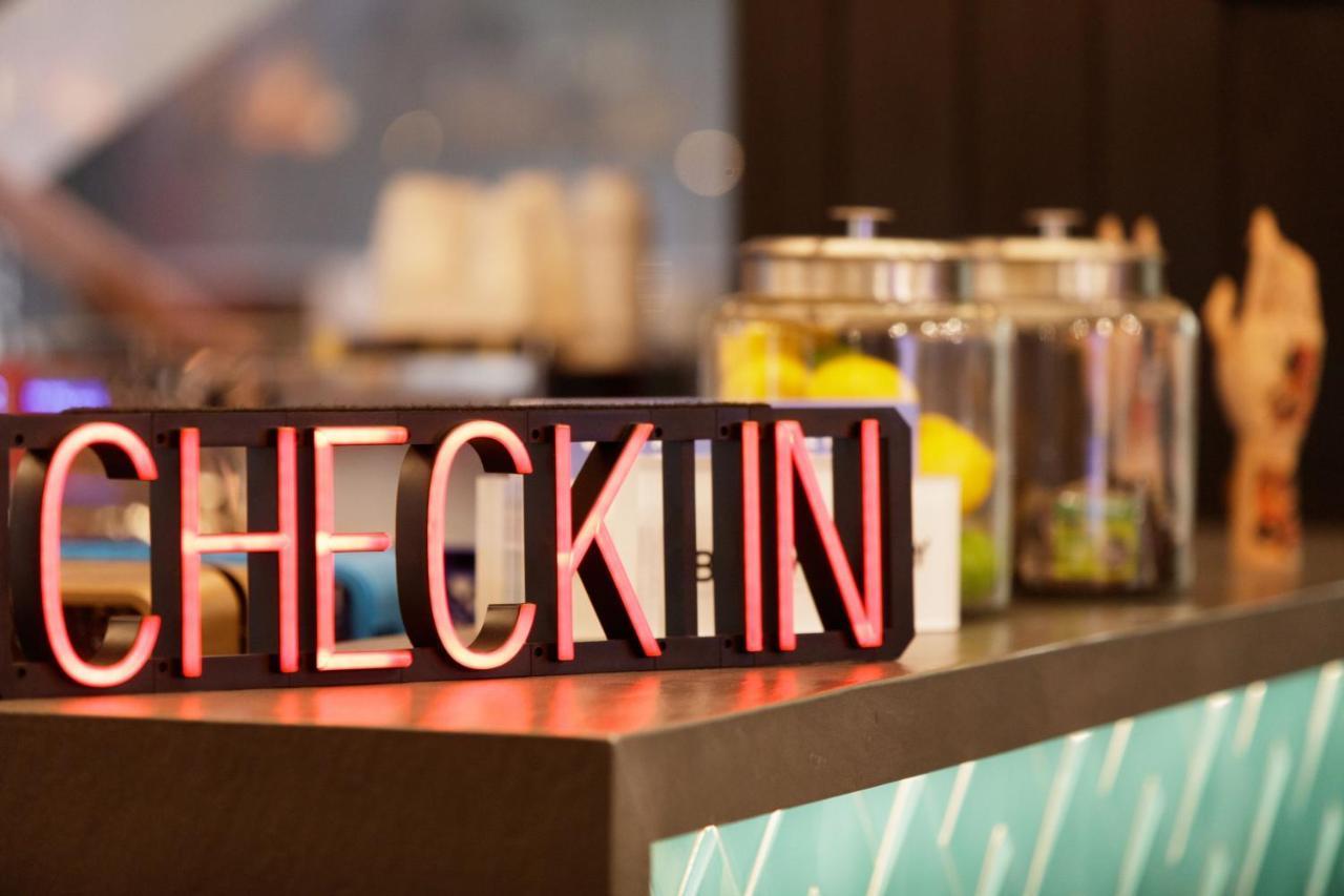 Moxy Richmond Downtown 호텔 외부 사진