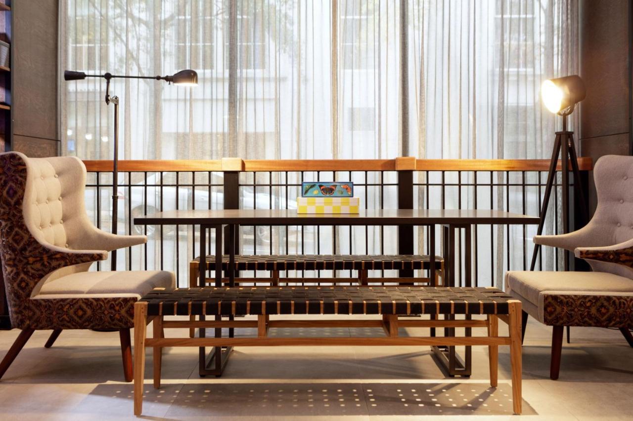 Moxy Richmond Downtown 호텔 외부 사진