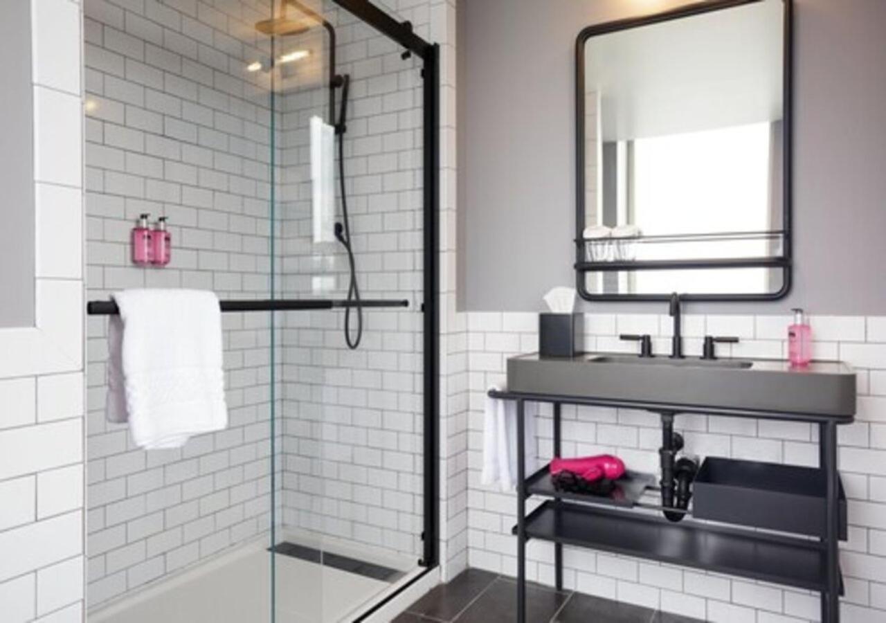 Moxy Richmond Downtown 호텔 외부 사진